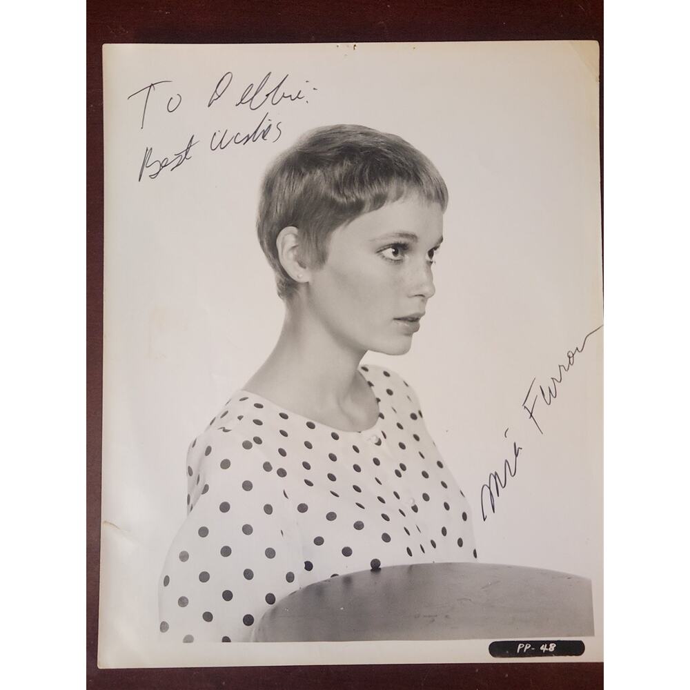 Mia Farrow Signed 8x10 B&W Autograph Photo